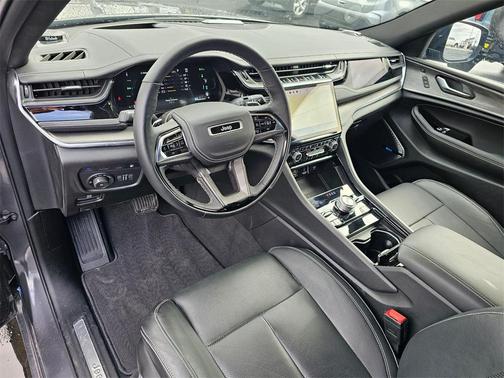 2023 Jeep Grand Cherokee 4xe Overland