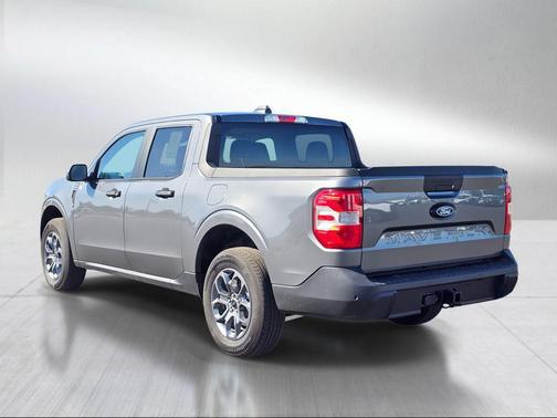 Gray Metallic 2025 Ford Maverick XLT