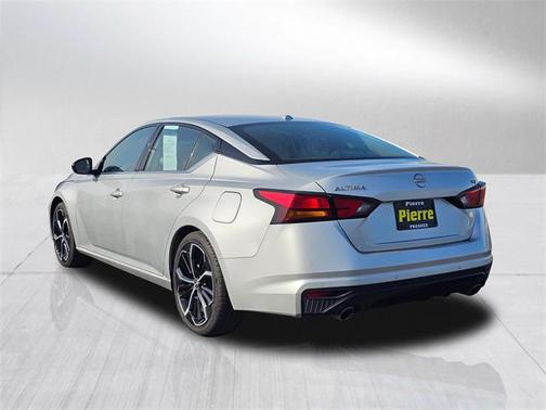 2023 Nissan Altima SR FWD