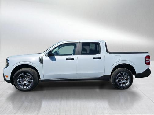 White Metallic 2025 Ford Maverick XLT