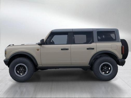 DESERT SAND 2026 Ford Bronco Badlands
