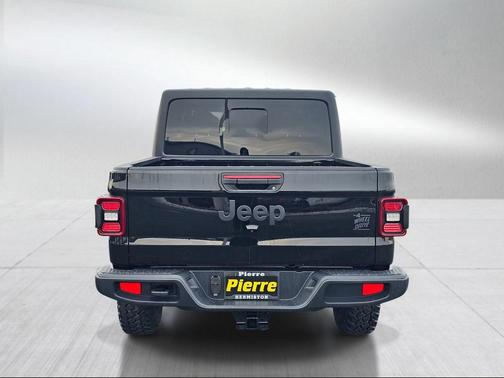 2026 Jeep Gladiator Willys 4x4