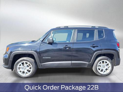 Black Clearcoat 2023 Jeep Renegade Latitude