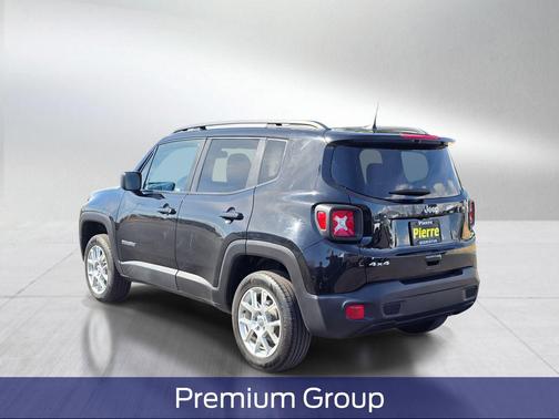 Black Clearcoat 2023 Jeep Renegade Latitude