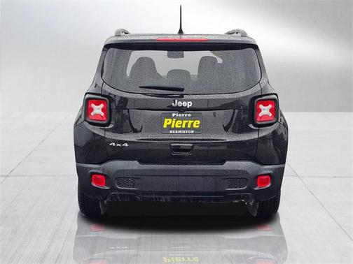 Black Clearcoat 2023 Jeep Renegade Latitude