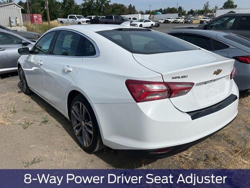Summit White 2021 Chevrolet Malibu FWD LT