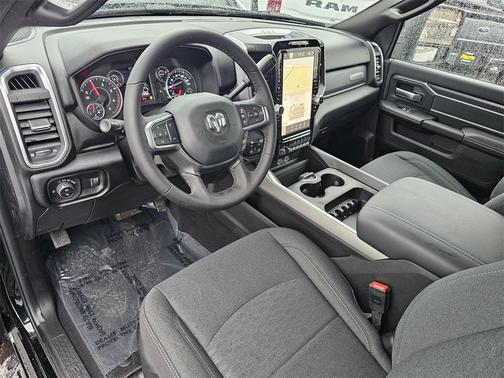 2026 RAM 2500 Big Horn Crew Cab 4x4 6'4' Box