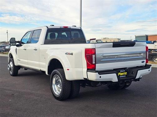 2022 Ford F-450 Platinum