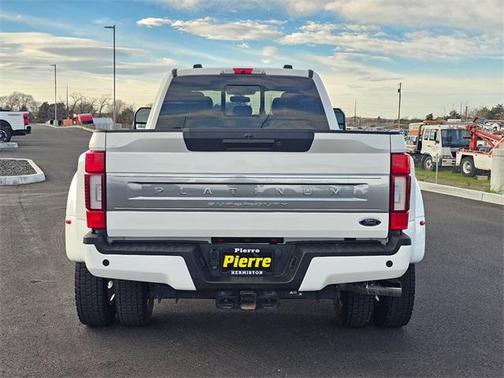 2022 Ford F-450 Platinum