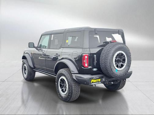 Shadow 2026 Ford Bronco Badlands
