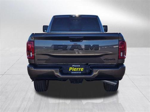 2025 RAM 3500 Big Horn Crew Cab 4x4 8' Box