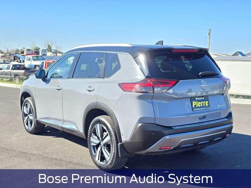 2022 Nissan Rogue SL