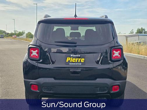 Black Clearcoat 2023 Jeep Renegade Altitude