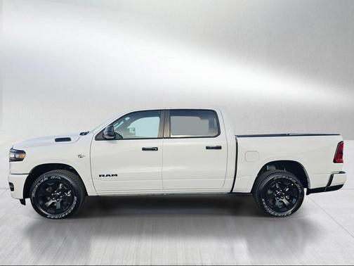 Bright White Clearcoat 2026 RAM 1500 Big Horn/Lone Star