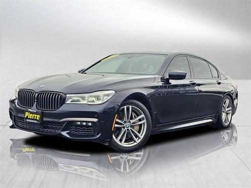 2017 BMW 750 i xDrive