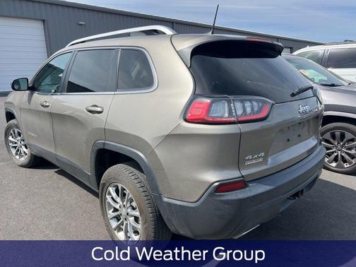 Light Brownstone Pearlcoat 2019 Jeep Cherokee Latitude Plus