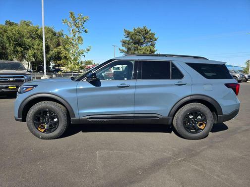 Vapor Blue 2026 Ford Explorer Tremor