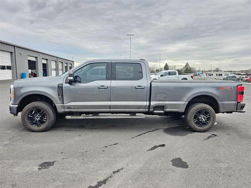 2023 Ford F-350 Lariat