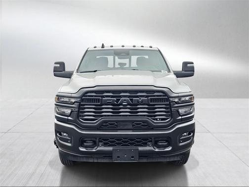 2026 RAM 3500 Tradesman Crew Cab 4x4 8' Box