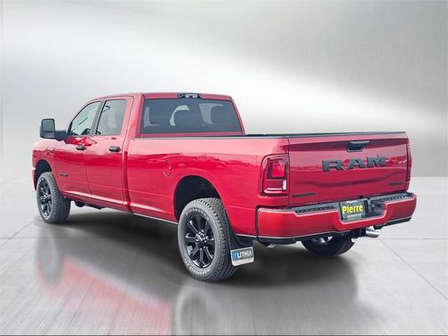 2026 RAM 3500 Big Horn Crew Cab 4x4 8' Box