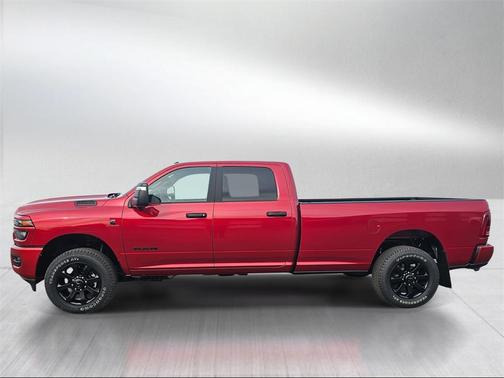 2026 RAM 3500 Big Horn Crew Cab 4x4 8' Box