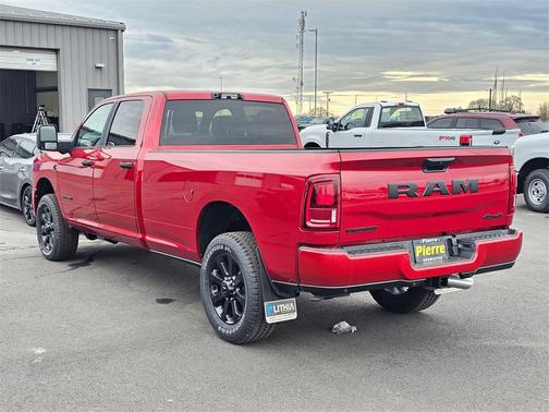 2026 RAM 3500 Big Horn Crew Cab 4x4 8' Box