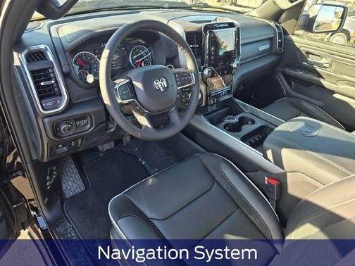 Diamond Black Crystal Pearlcoat 2026 RAM 1500 Laramie