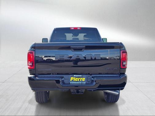 Diamond Black 2026 RAM 3500 Big Horn Crew Cab 4x4 8' Box