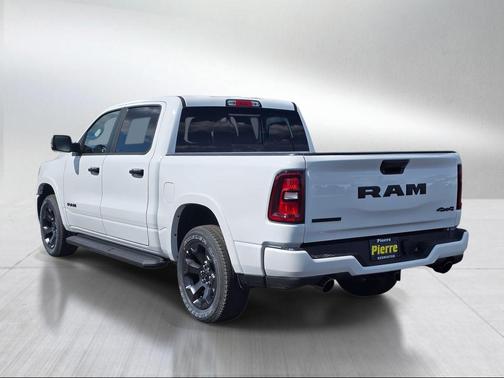 Bright White Clearcoat 2026 RAM 1500 Big Horn/Lone Star