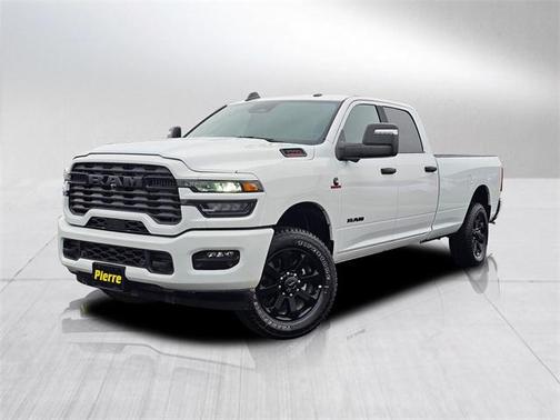 2025 RAM 3500 Big Horn Crew Cab 4x4 8' Box