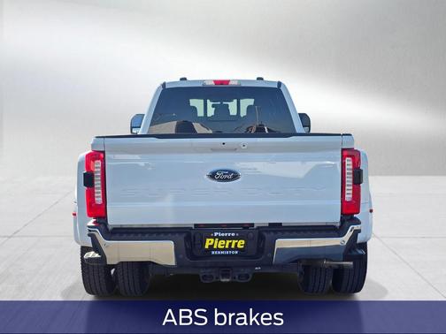 OXFORD WHITE 2026 Ford F-350 Lariat