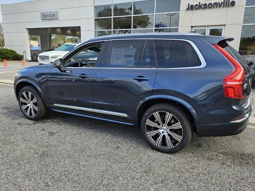 2025 Volvo XC90 B6 Plus 7-Seater