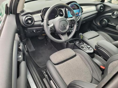 2023 MINI SE Hardtop