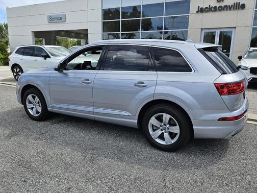 2019 Audi Q7 45 Premium Plus