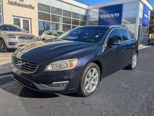 2016 Volvo V60 T5 Drive-E Premier