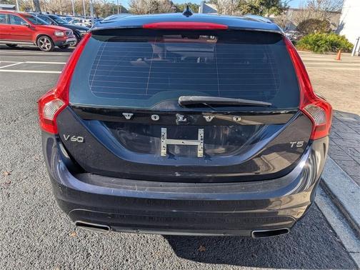 2016 Volvo V60 T5 Drive-E Premier