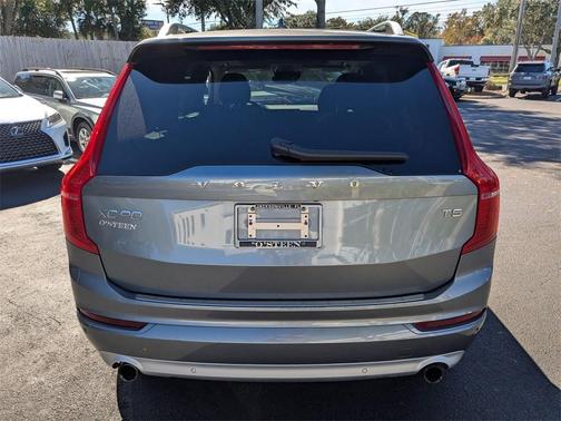 2018 Volvo XC90 T5 Momentum