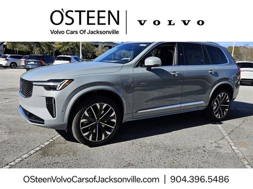 2025 Volvo XC90 Plug-In Hybrid T8 Plus 7-Seater