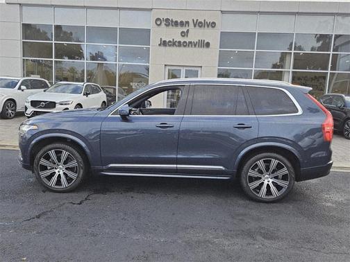 2024 Volvo XC90 B6 Ultimate Bright Theme 7-Seater
