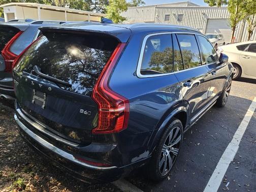 2024 Volvo XC90 B6 Ultimate Bright Theme 7-Seater
