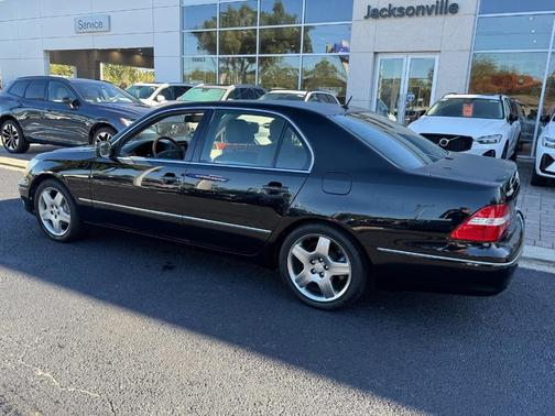 2005 Lexus LS 430