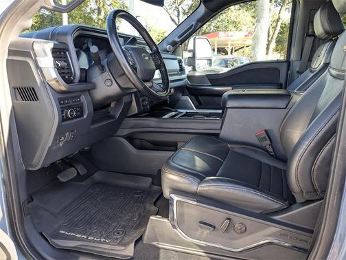 2023 Ford F-250 Platinum