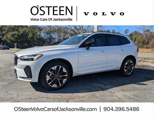 2026 Volvo XC60 B5 Plus