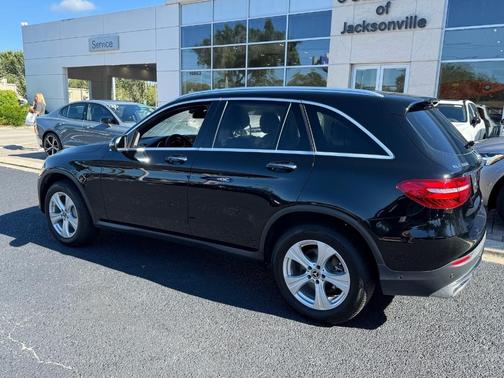 2018 Mercedes-Benz GLC 300 Base