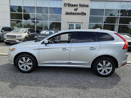 2017 Volvo XC60 T5 Inscription