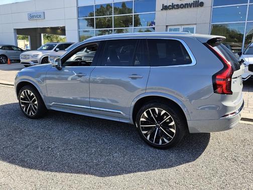 2026 Volvo XC90 B5 Plus 7-Seater
