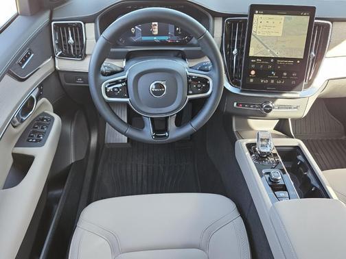 2026 Volvo XC90 B5 Plus 7-Seater