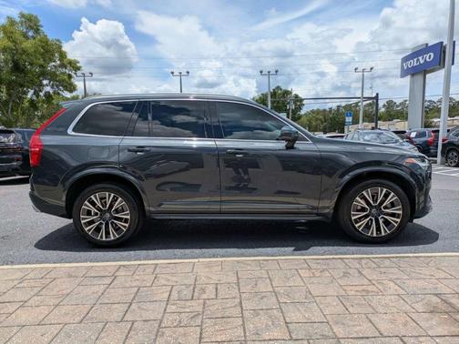 Savile Gray Metallic 2021 Volvo XC90 T5 Momentum 7 Passenger