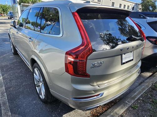 2018 Volvo XC90 T6 Inscription
