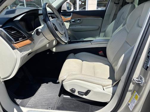 2018 Volvo XC90 T6 Inscription